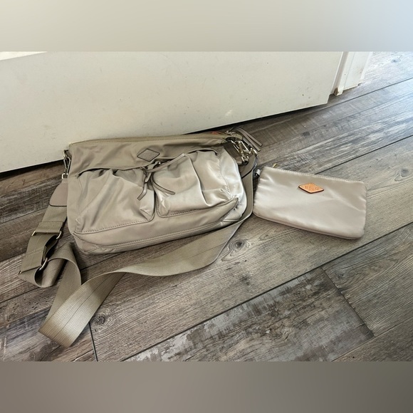 MZ Wallace Cross Body shoulder purse tote with matching small bag - Picture 2 of 9